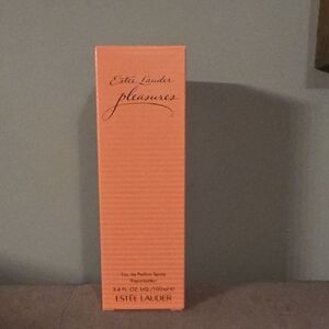 Estee Lauder Pleasures NIB